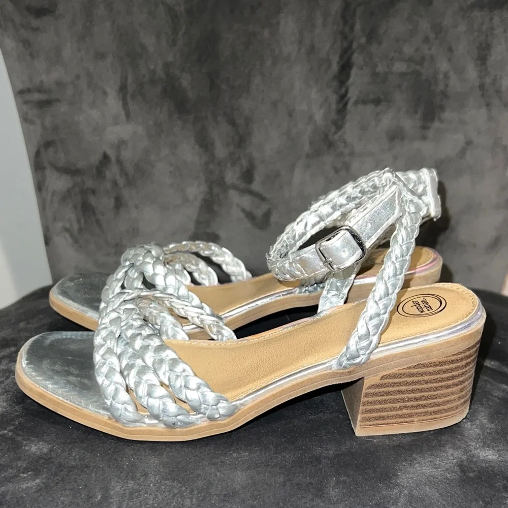 Wonder Nation Silver Braided Dress Shoes